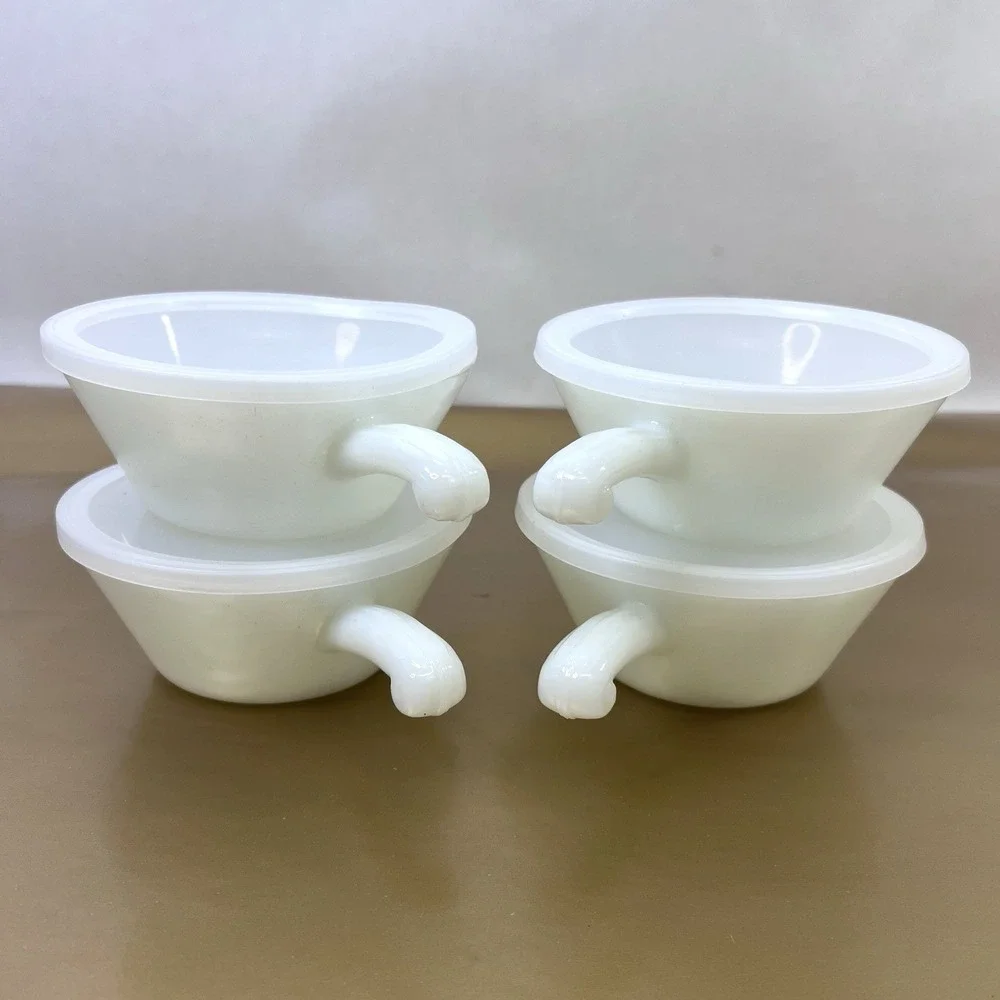 Fire King‎ Anchor Hocking Milk Glass Soup Chili Bowls with Lids Set of 4